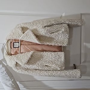 Forever 21 fuzzy sheep/teddy/sherpa jacket women's medium